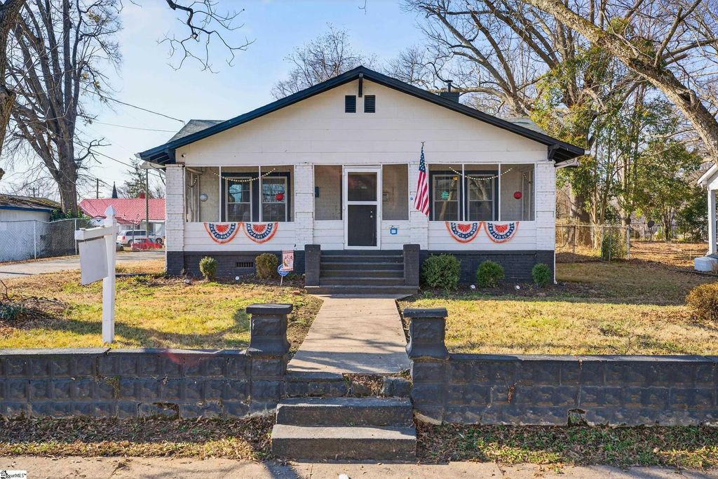 121 Holland Street, Gaffney, SC 29341