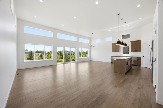 10342 Burgundy Drive, Horace, ND 58047