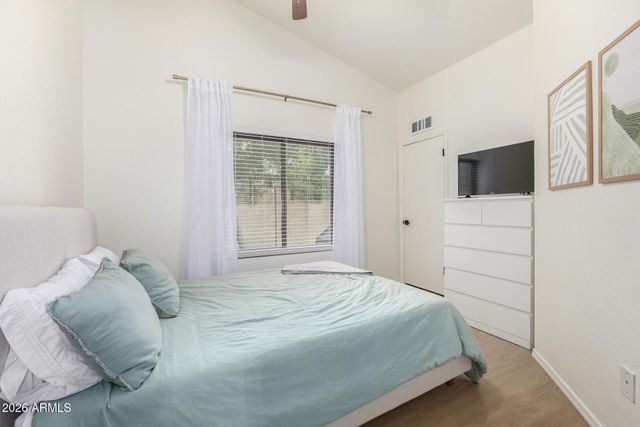 1514 E LE MARCHE Avenue, Phoenix, AZ 85022