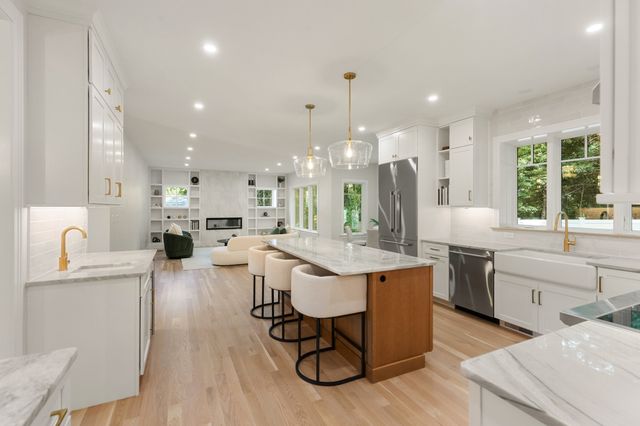 39 Blake Road, Lexington, MA 02420
