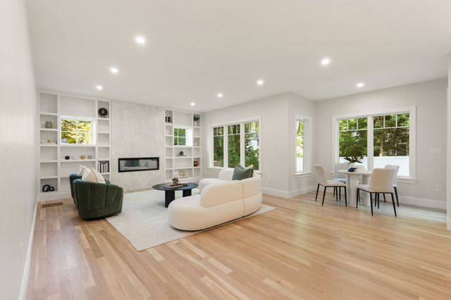 39 Blake Road, Lexington, MA 02420