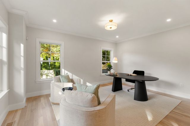 39 Blake Road, Lexington, MA 02420