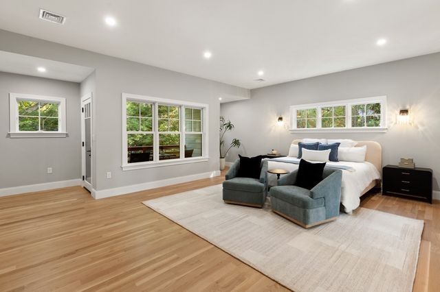 39 Blake Road, Lexington, MA 02420
