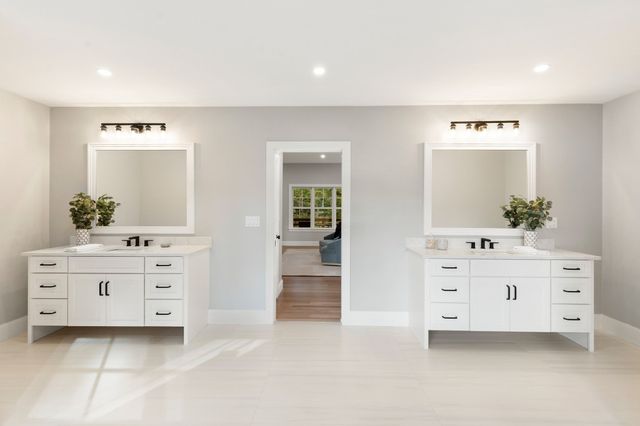 39 Blake Road, Lexington, MA 02420