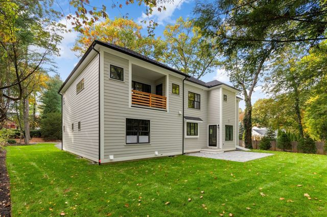 39 Blake Road, Lexington, MA 02420