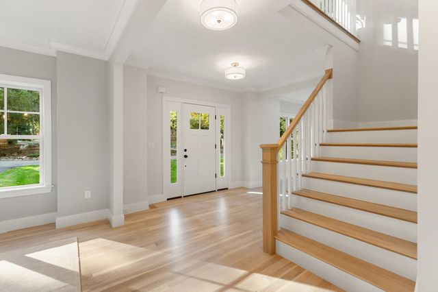 39 Blake Road, Lexington, MA 02420