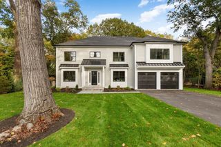 39 Blake Road, Lexington, MA 02420