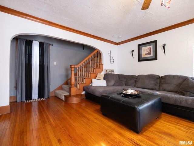 201 E GIFT Avenue, Peoria, IL 61603