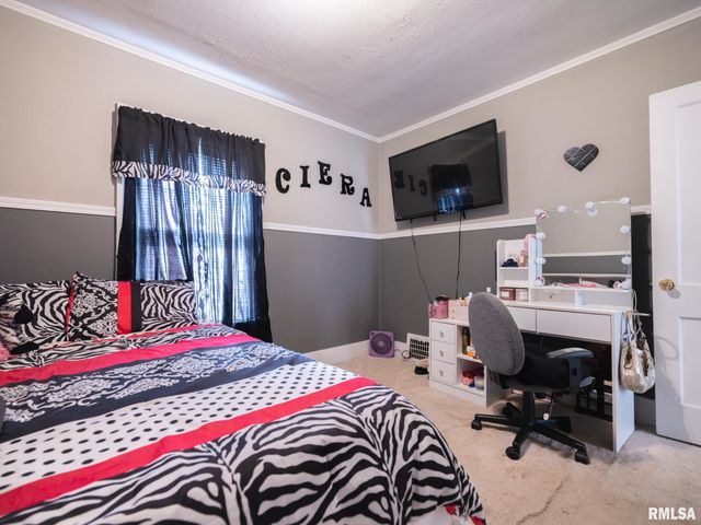 201 E GIFT Avenue, Peoria, IL 61603