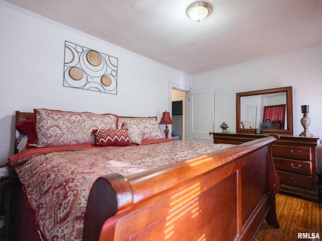 201 E GIFT Avenue, Peoria, IL 61603