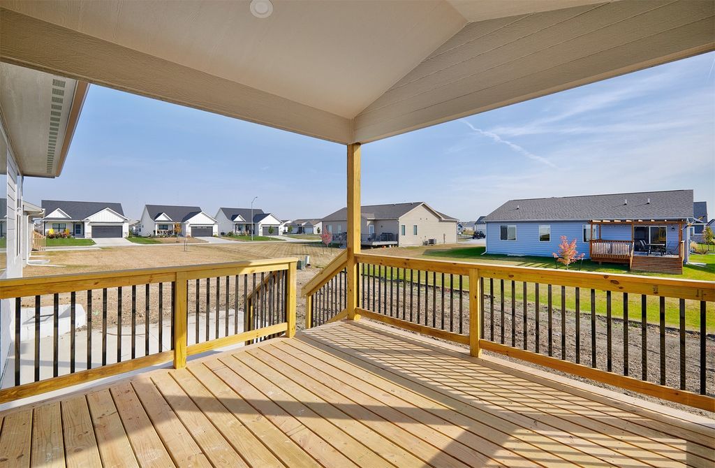 2819 NW Greenwood Street, Ankeny, IA 50023