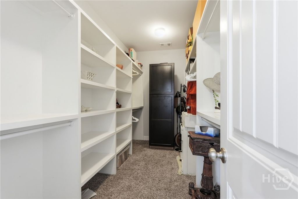 Image 17 of property listing at 122 Tupelo Street, Pooler, GA 31322