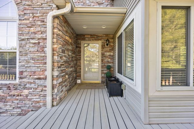 512 W Canterbury Drive, Bronston, KY 42518
