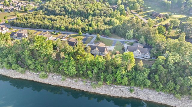 512 W Canterbury Drive, Bronston, KY 42518