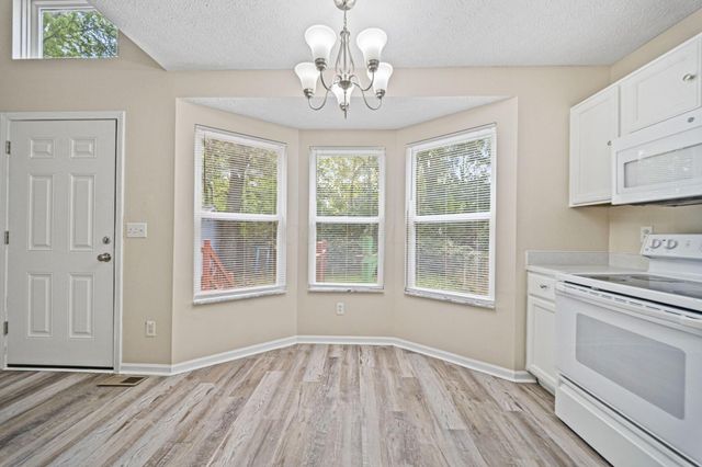 2633 Wallcrest Boulevard, Columbus, OH 43231