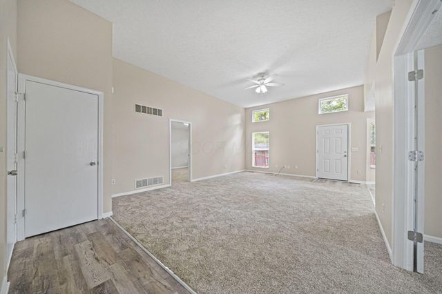 2633 Wallcrest Boulevard, Columbus, OH 43231