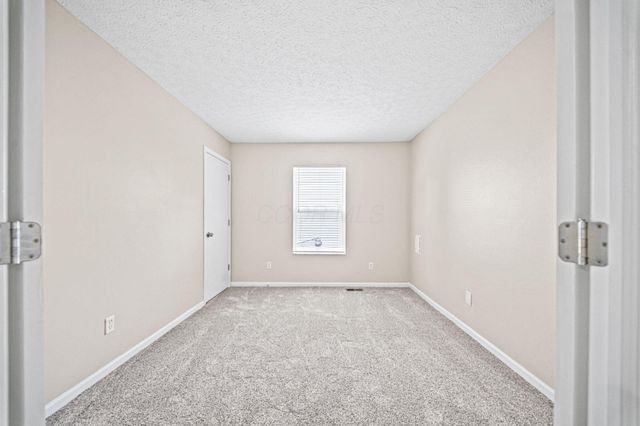 2633 Wallcrest Boulevard, Columbus, OH 43231