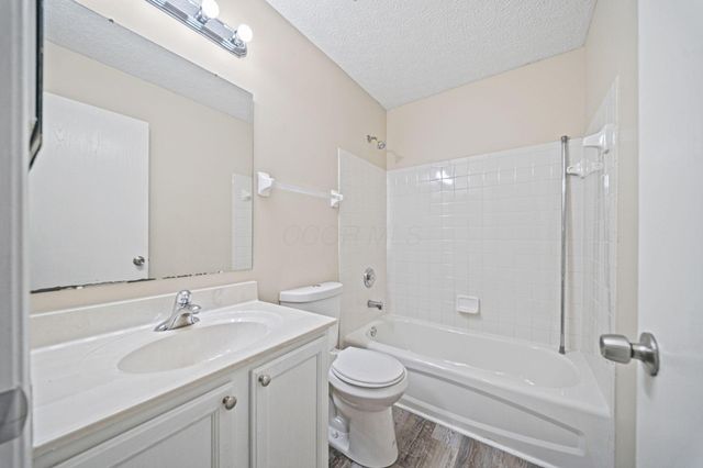 2633 Wallcrest Boulevard, Columbus, OH 43231