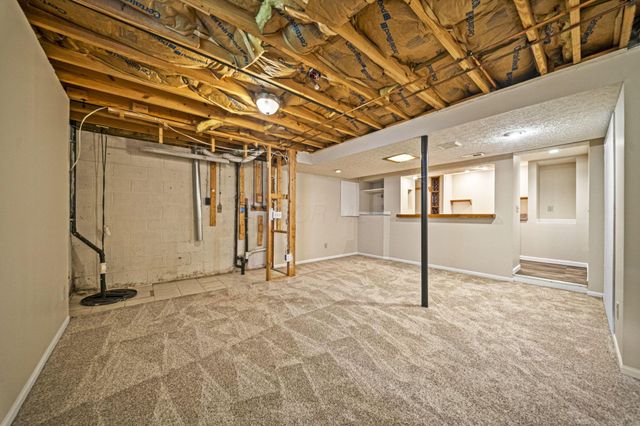 2633 Wallcrest Boulevard, Columbus, OH 43231