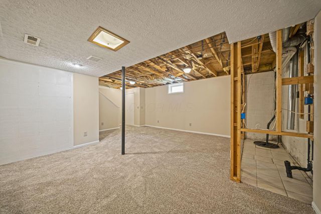 2633 Wallcrest Boulevard, Columbus, OH 43231