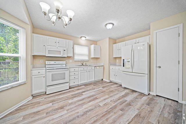 2633 Wallcrest Boulevard, Columbus, OH 43231