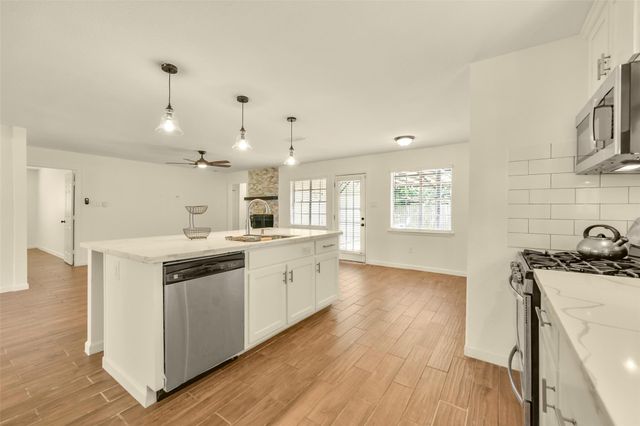 11314 Sageview Drive, Houston, TX 77089