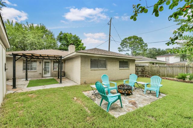11314 Sageview Drive, Houston, TX 77089