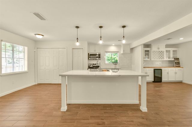 11314 Sageview Drive, Houston, TX 77089