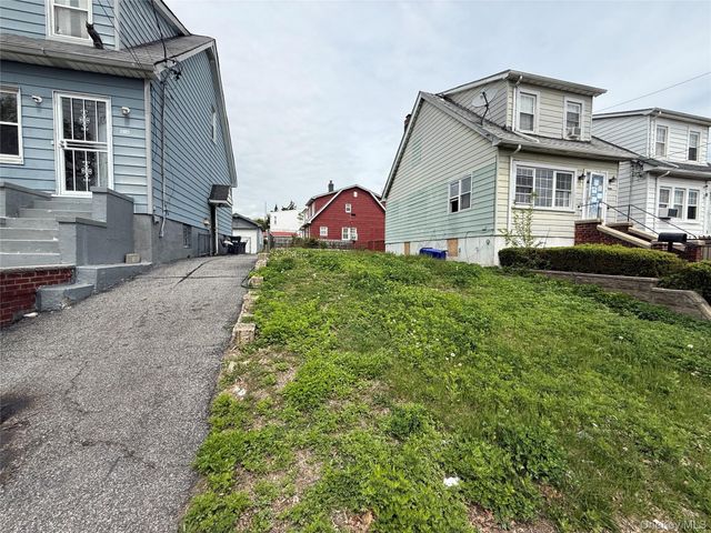 1517 Adee Avenue, Bronx, NY 10469