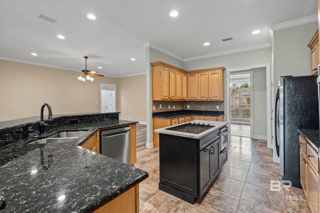 704 Edinburgh Avenue, Foley, AL 36535