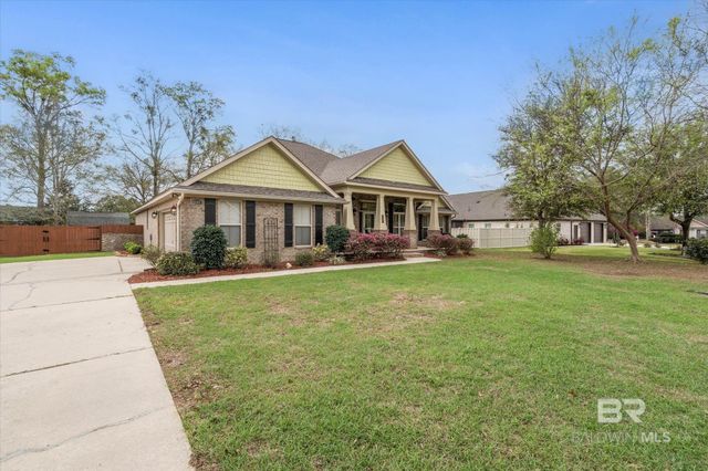 704 Edinburgh Avenue, Foley, AL 36535