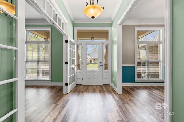 704 Edinburgh Avenue, Foley, AL 36535