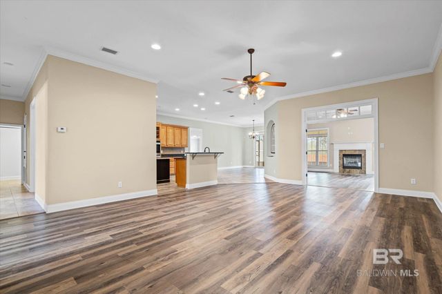 704 Edinburgh Avenue, Foley, AL 36535