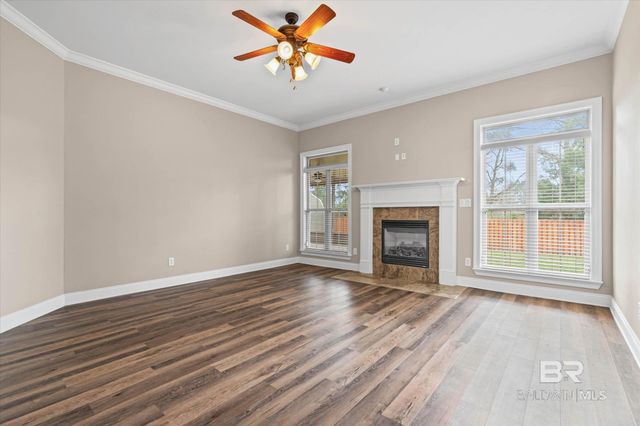 704 Edinburgh Avenue, Foley, AL 36535