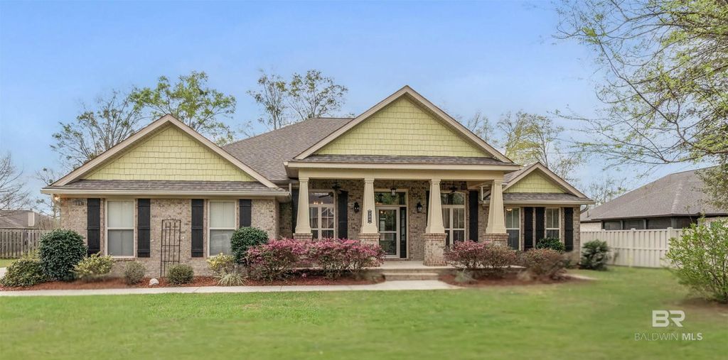 704 Edinburgh Avenue, Foley, AL 36535