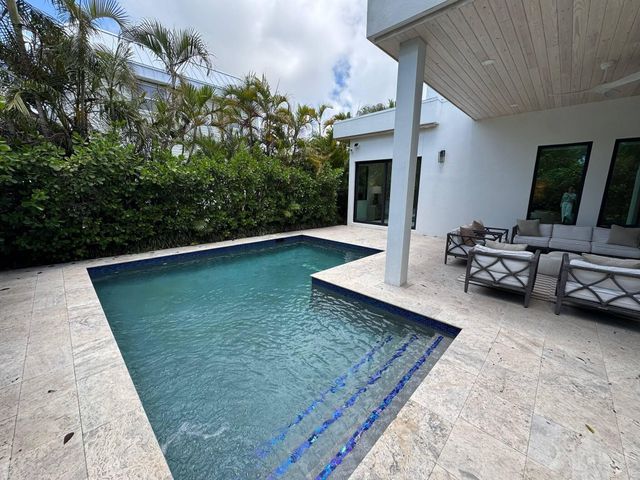 120 Summa Street, West Palm Beach, FL 33405