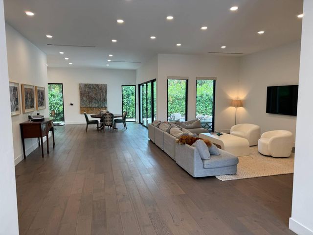 120 Summa Street, West Palm Beach, FL 33405
