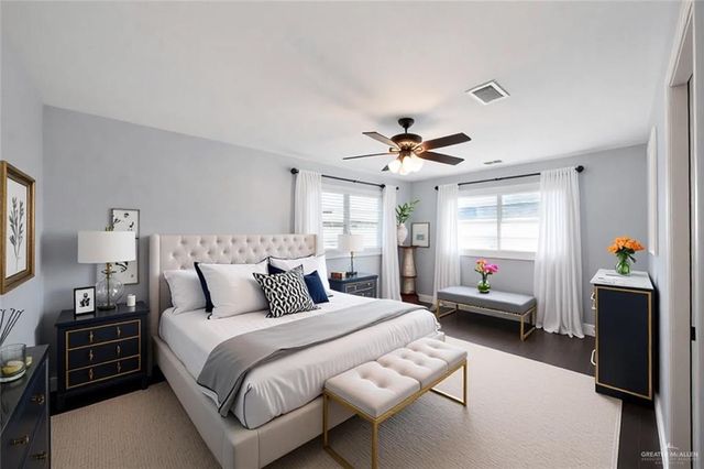 703 S Border Avenue, Weslaco, TX 78596