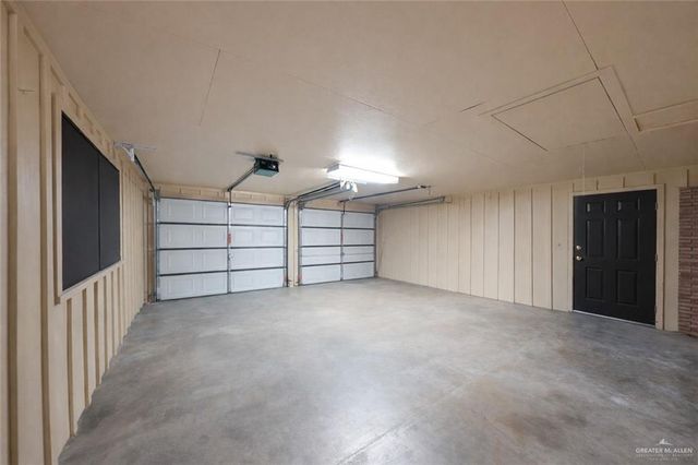 703 S Border Avenue, Weslaco, TX 78596