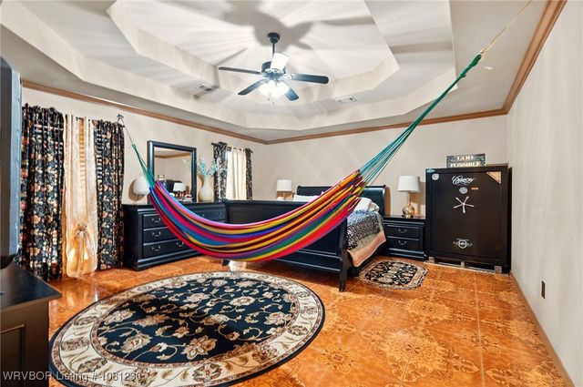 1524 Bunker Hill Court, Van Buren, AR 72956