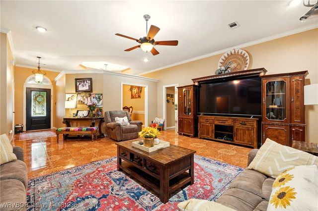 1524 Bunker Hill Court, Van Buren, AR 72956
