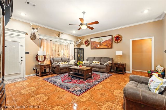1524 Bunker Hill Court, Van Buren, AR 72956