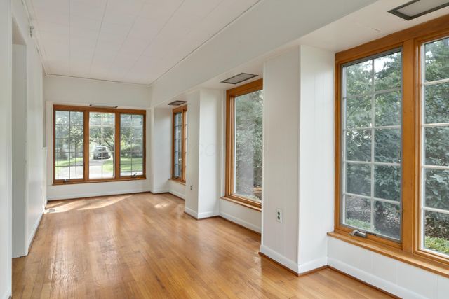 320 E Longview Avenue, Columbus, OH 43202