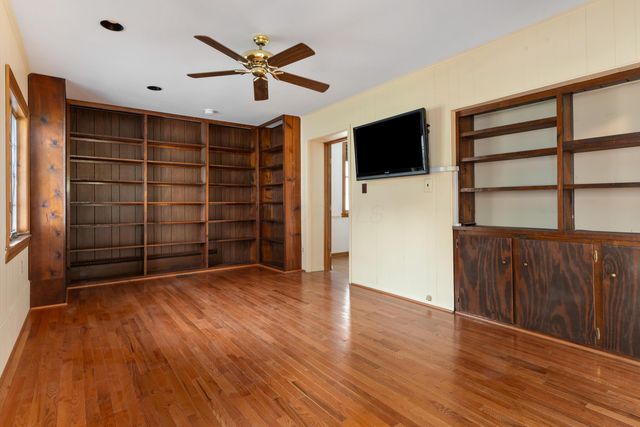 320 E Longview Avenue, Columbus, OH 43202