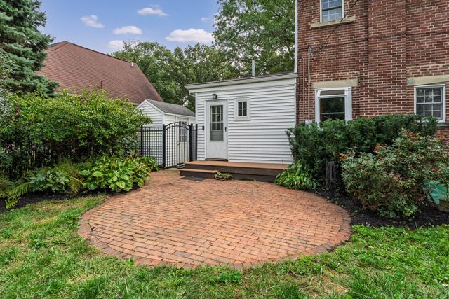 320 E Longview Avenue, Columbus, OH 43202