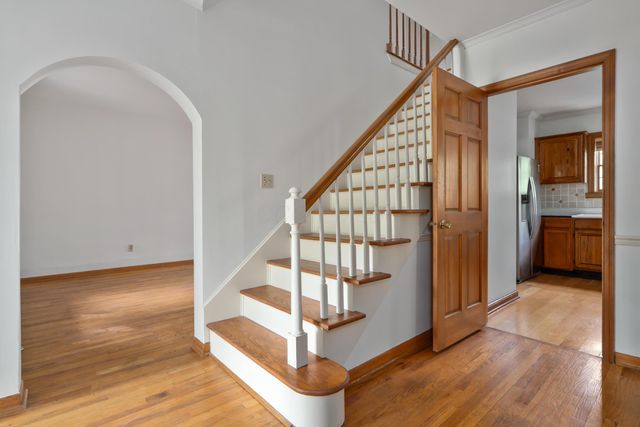 320 E Longview Avenue, Columbus, OH 43202