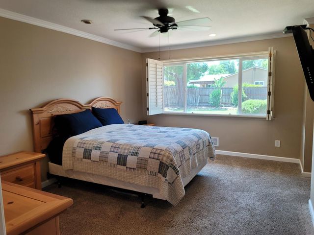 6608 Penney Way, Carmichael, CA 95608