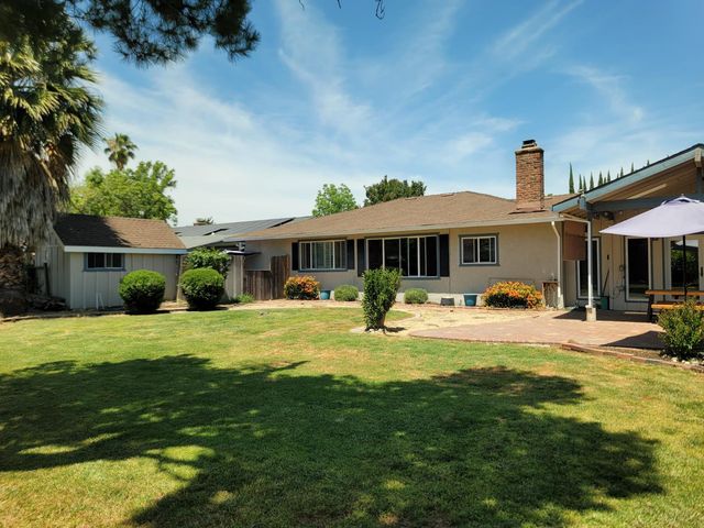 6608 Penney Way, Carmichael, CA 95608