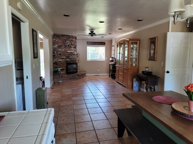6608 Penney Way, Carmichael, CA 95608
