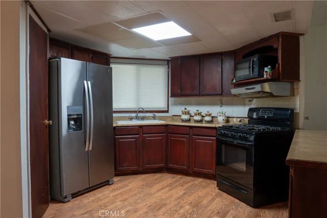 250 N Linden 248, Rialto, CA 92376